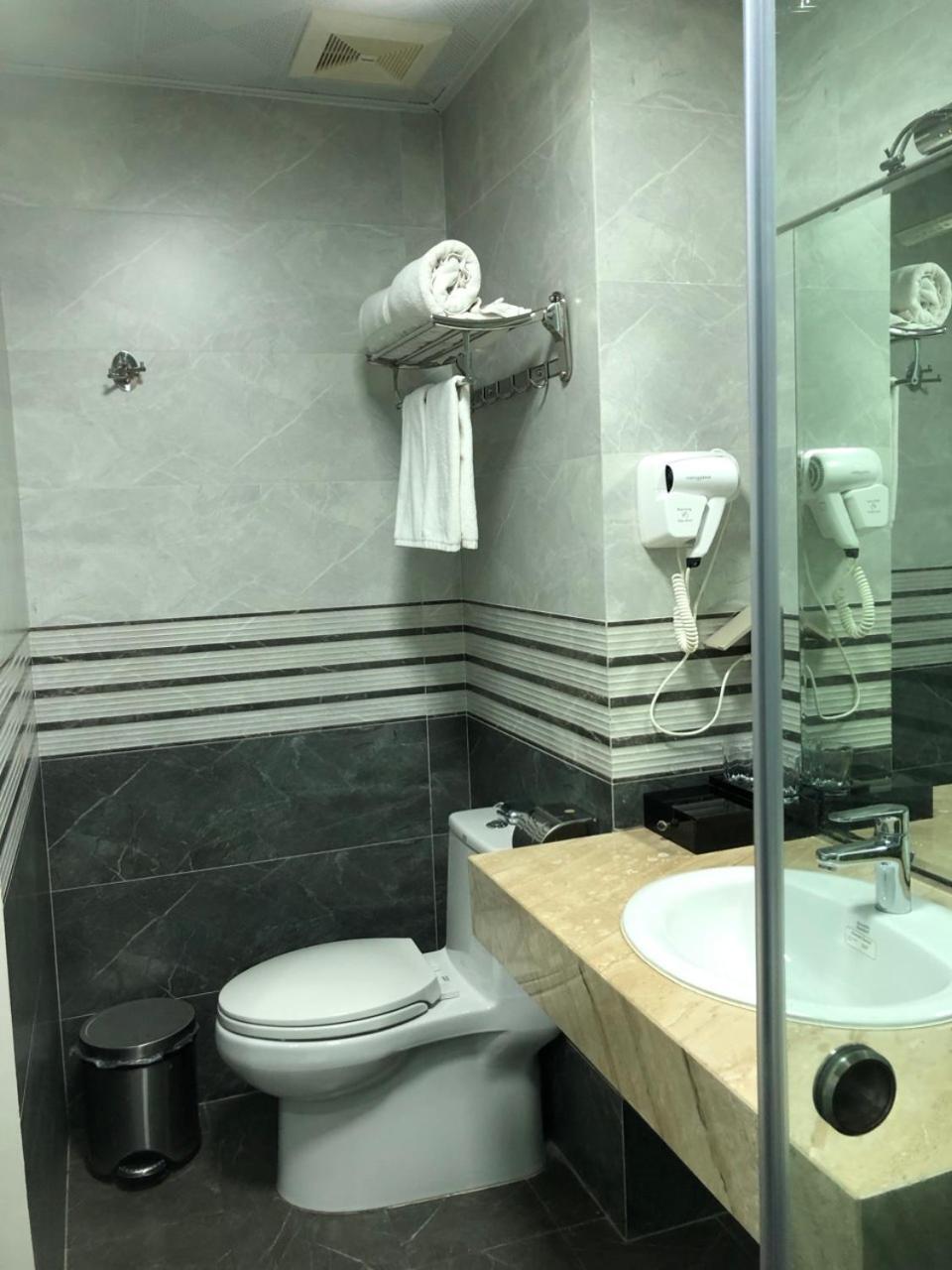 Holiday Hotel 2 Haiphong Exterior foto